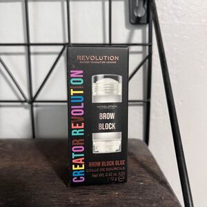 Revolution Brow Block Glue Blocking